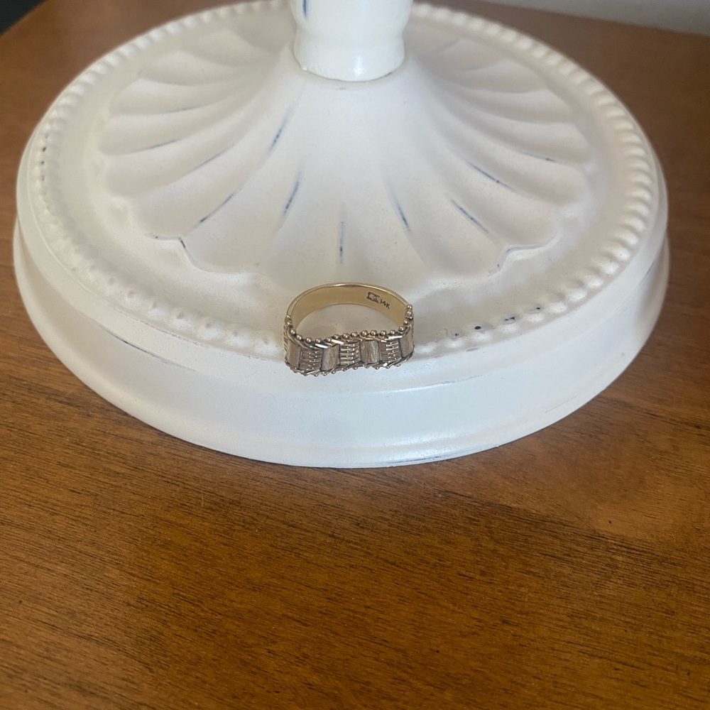 Imperial gold ring